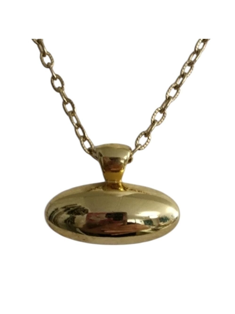 💥4 For $20💥Goldtone Oval Pendant Necklace with Reflective Finish